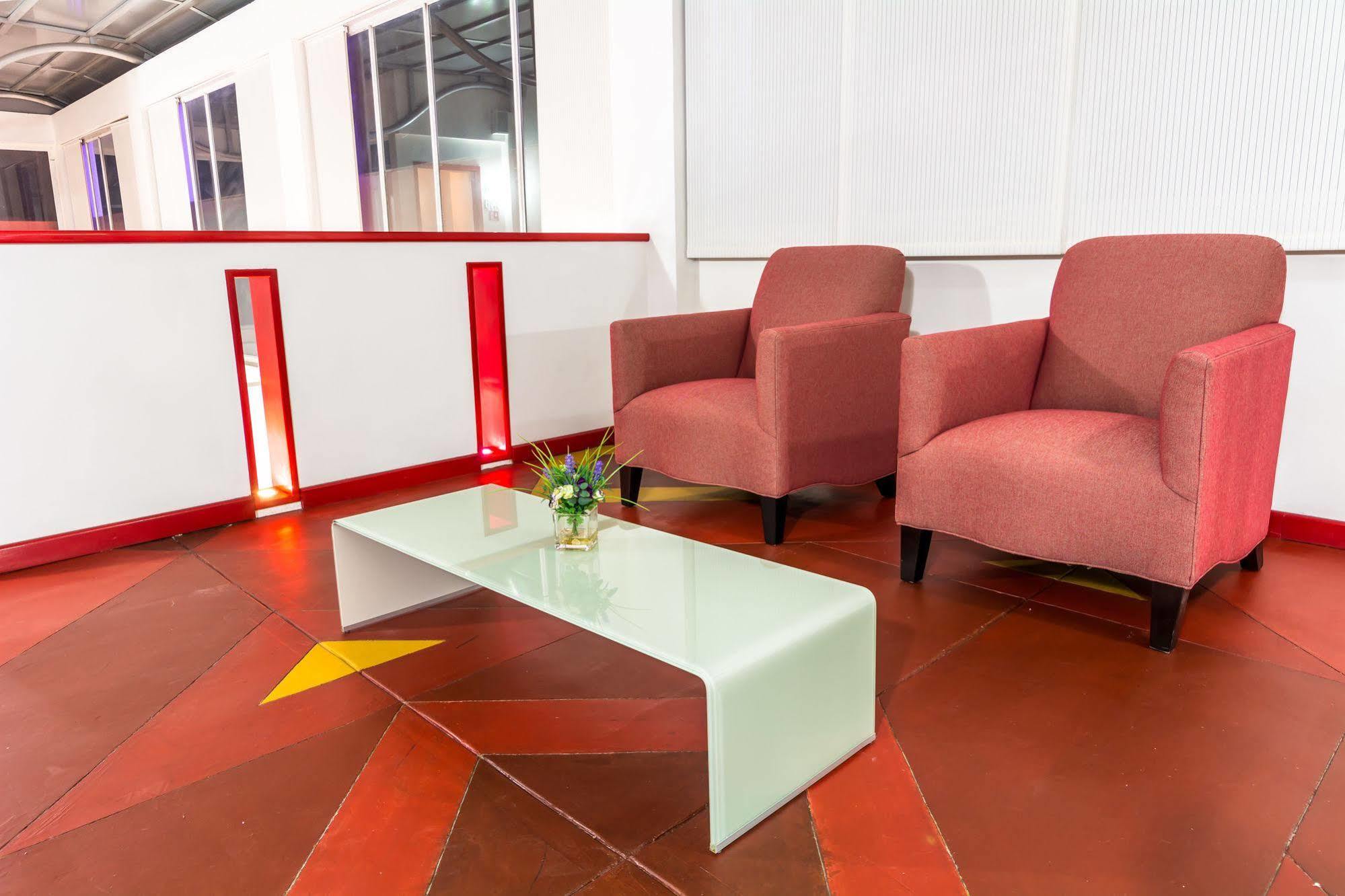 Hotel Luminus Комитан-де-Домингес Экстерьер фото